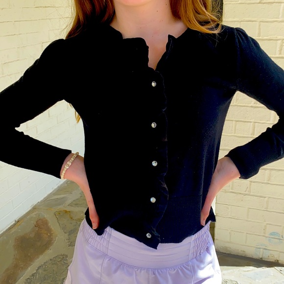 black ruffled cardigan - Picture 2 of 3